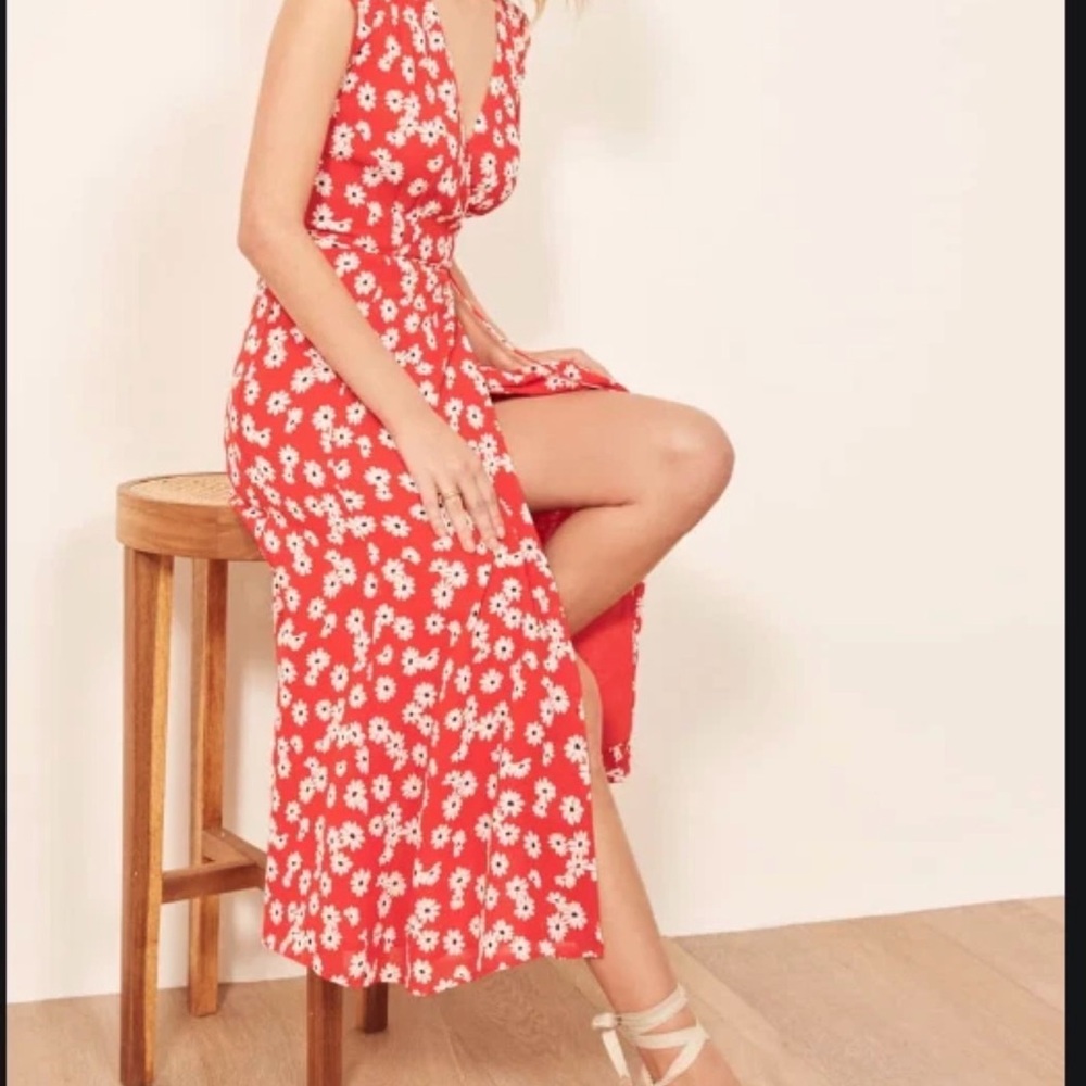 Reformation Scarlet Floral Midi Dress - Picture 2 of 9